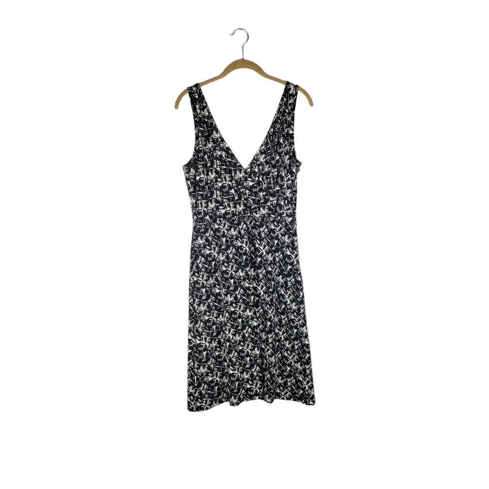 Ann Taylor Crossover Dress NWT Black White Sleeveless Knee Length Size Medium